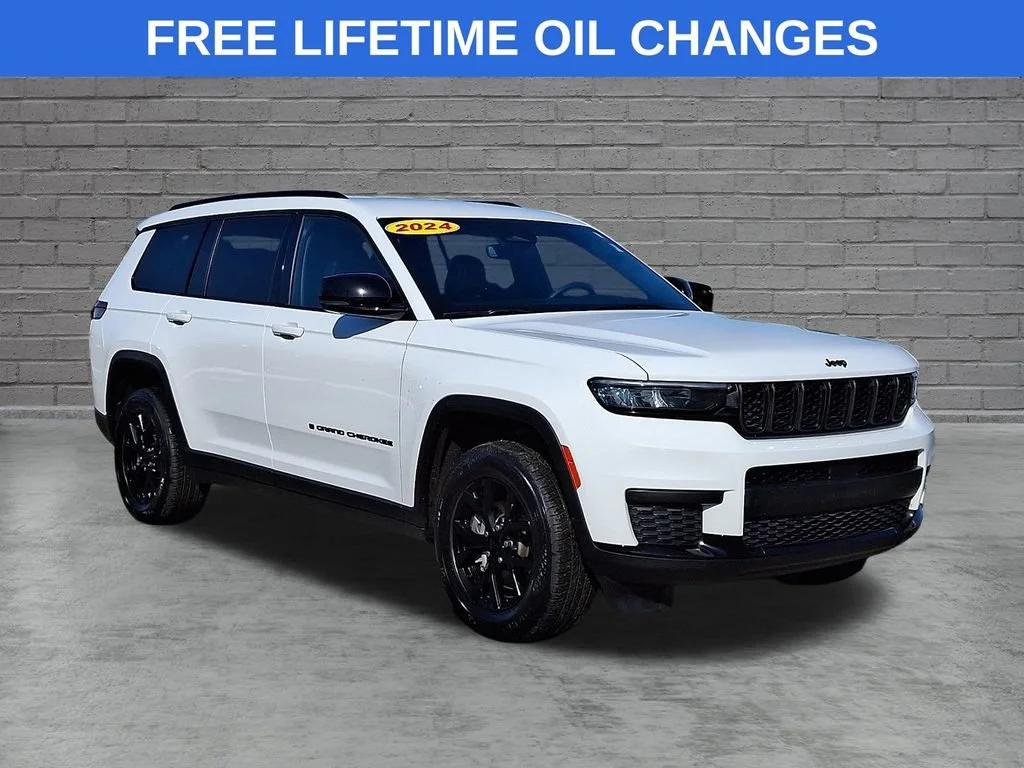 Used 2024 Bright White Clearcoat Jeep Altitude image 1