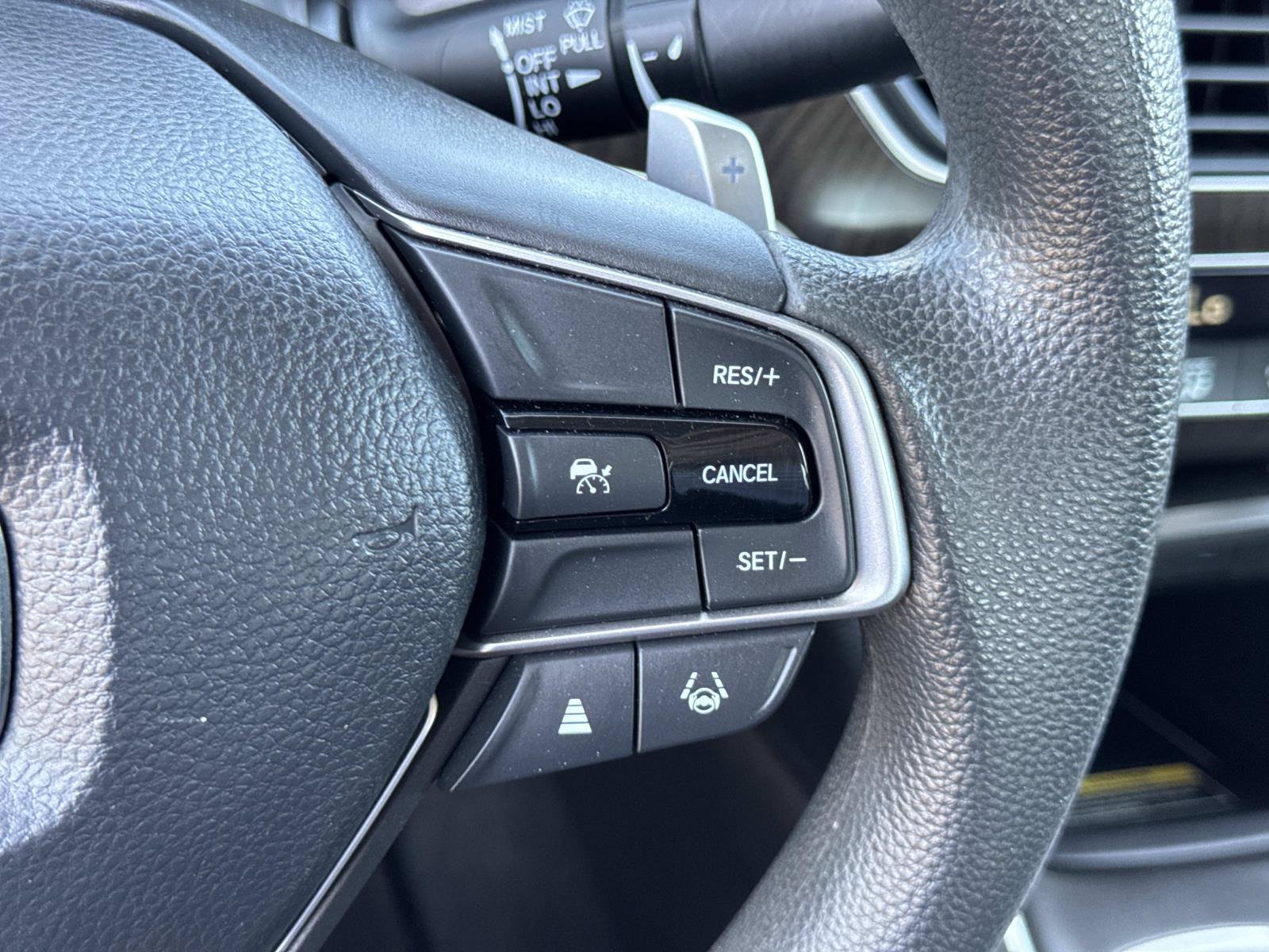2021 Honda Accord Hybrid EX - Photo 12