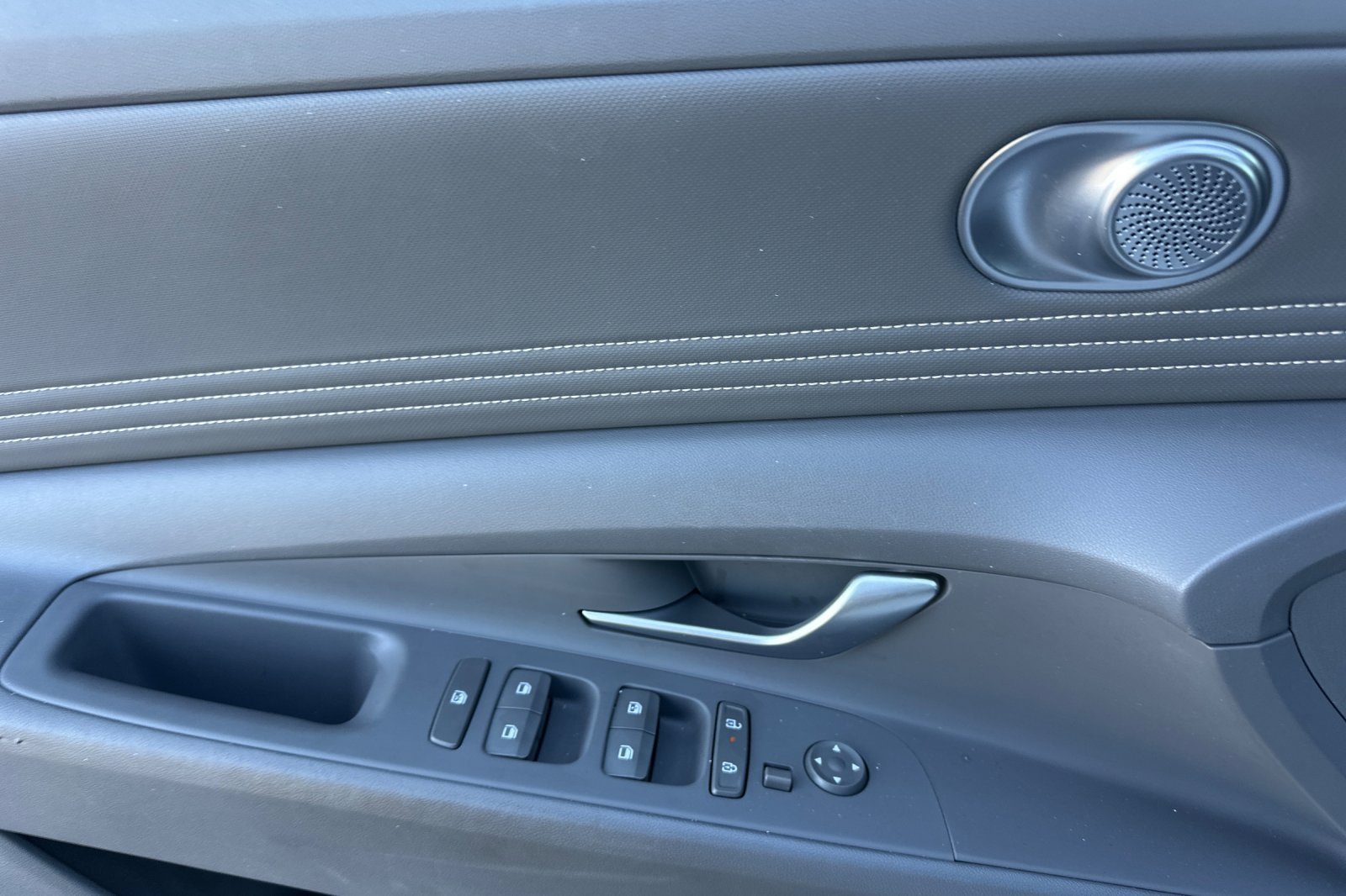 Certified Used 2025 Serenity White Hyundai SEL Convenience image 11
