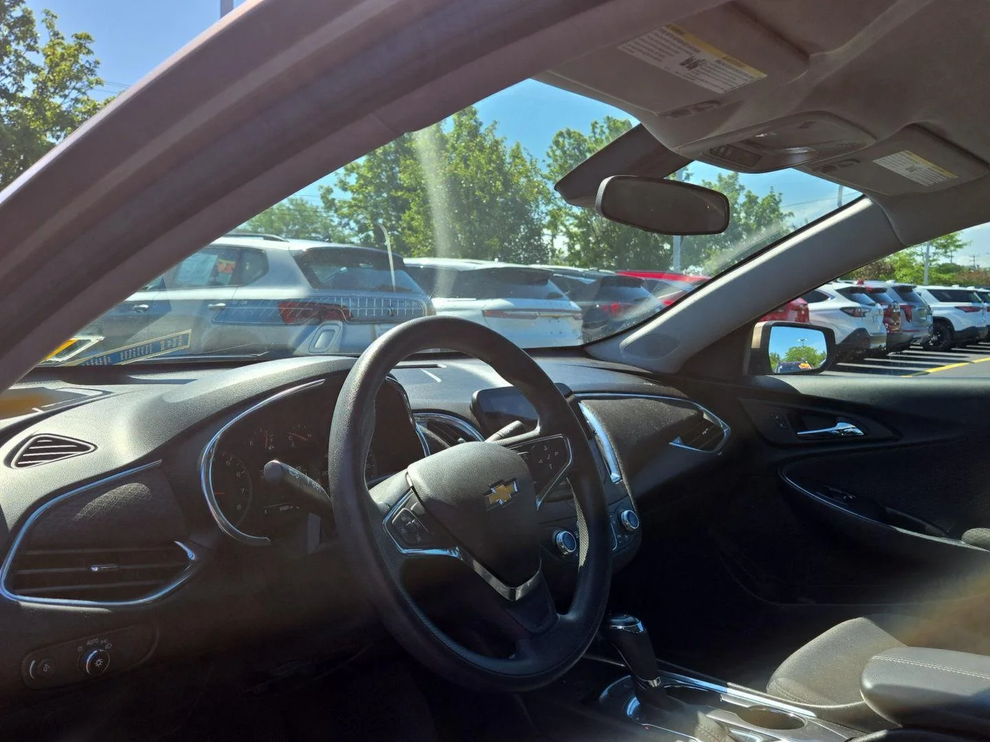 Used 2019 Chevrolet Malibu 1LT with VIN 1G1ZD5ST5KF123480 for sale in Williamsville, NY
