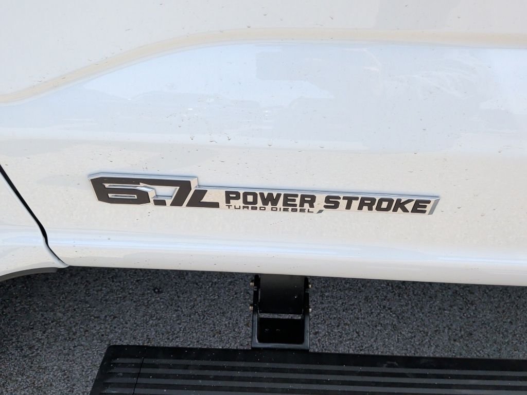 New 2026 Star White Metallic Tri-Coat Ford F-250® Platinum® image 49