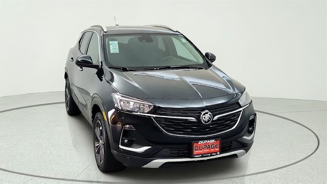 Used 2020 Black Buick Select image 2