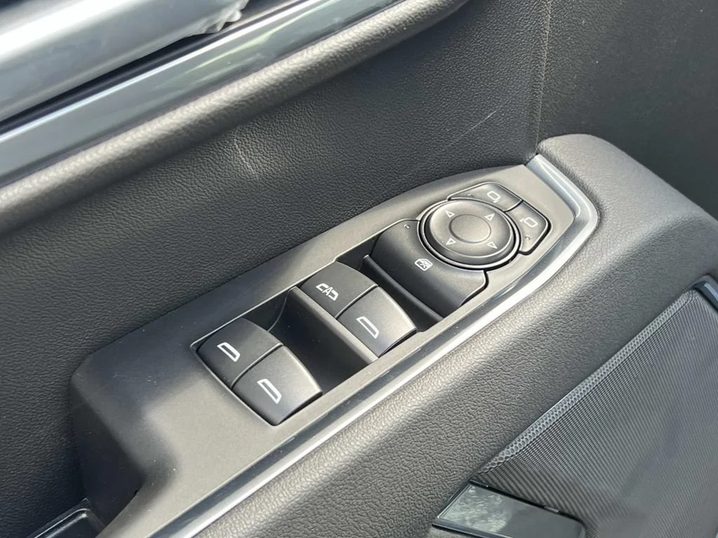 2026 Chevrolet Silverado 1500 LT - Photo 13
