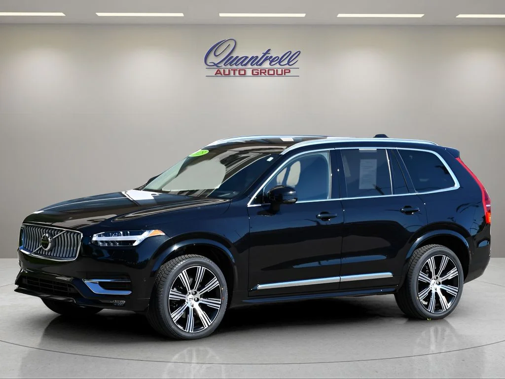 Used 2023 Onyx Black Metallic Volvo Ultimate image 8