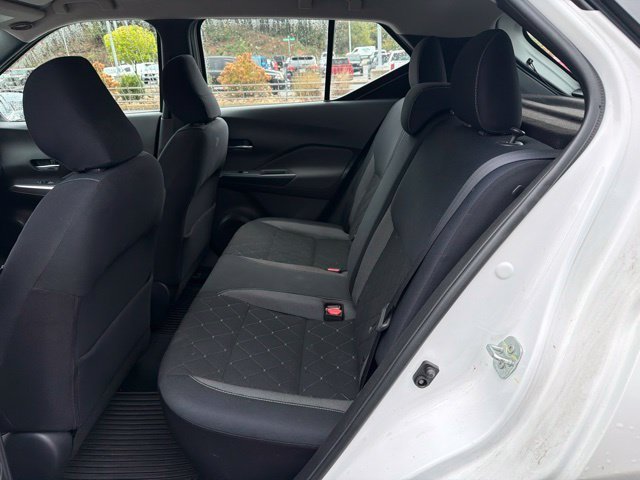 Used 2018 Aspen White / Super Black Nissan SV image 11