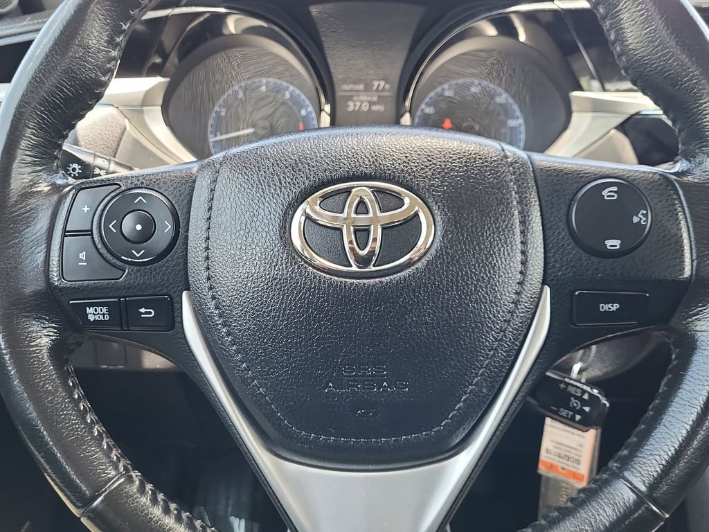 Used 2016 Red Toyota S image 18