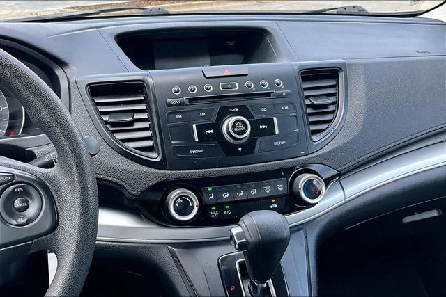 Used 2016 Modern Steel Metallic Honda SE image 9