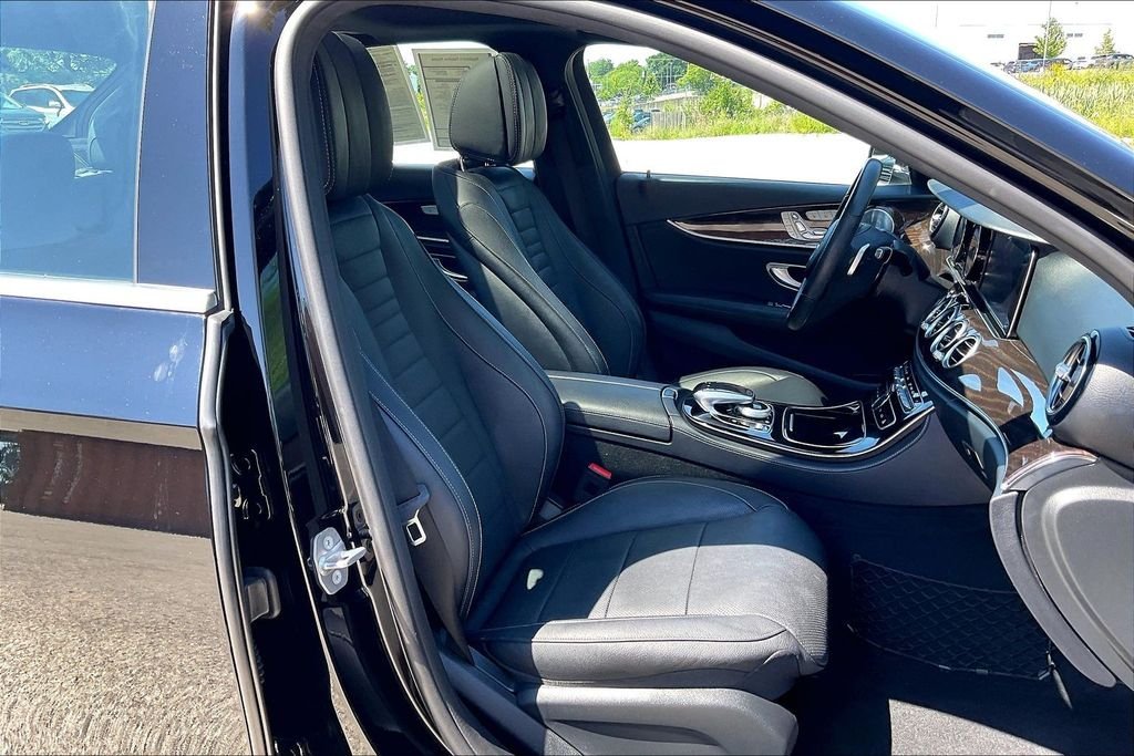 Used 2018 Black Mercedes-Benz E 400 image 7