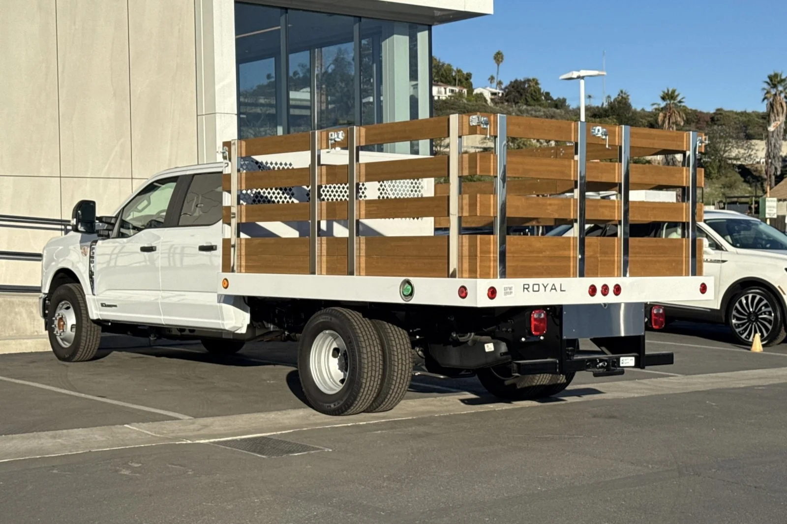 New 2025 White Ford XL image 5