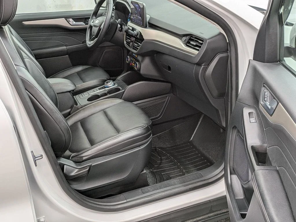 2022 Ford Escape SEL - Photo 19