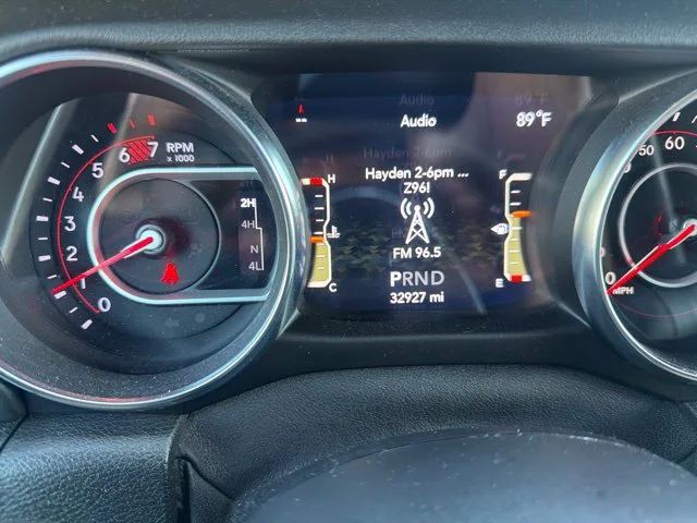 Used 2020 Sting-gray Clearcoat Jeep Recon image 13