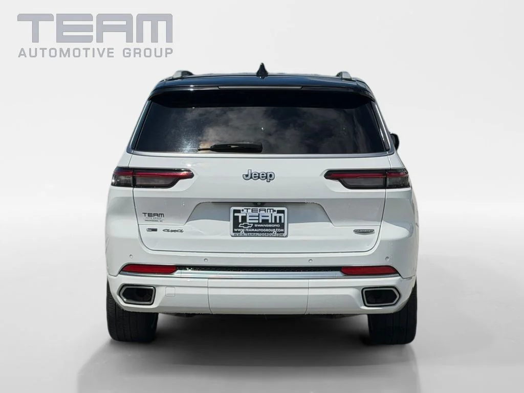 Used 2023 White Jeep Summit image 6