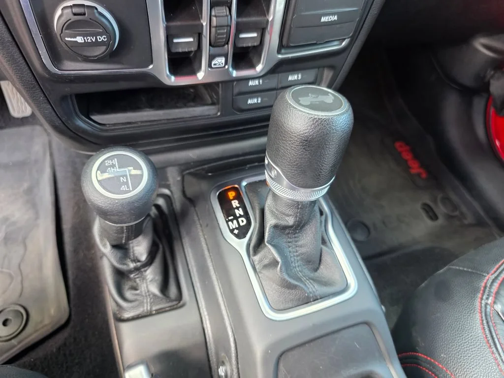 Used 2021 Red Jeep Sport Altitude 4x4 image 19