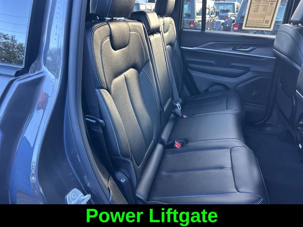 Used 2024 Gray Jeep Limited image 28