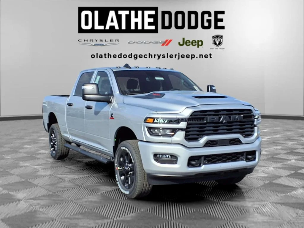 New 2026 Silver-Zynith Exterior Paint RAM Tradesman image 28