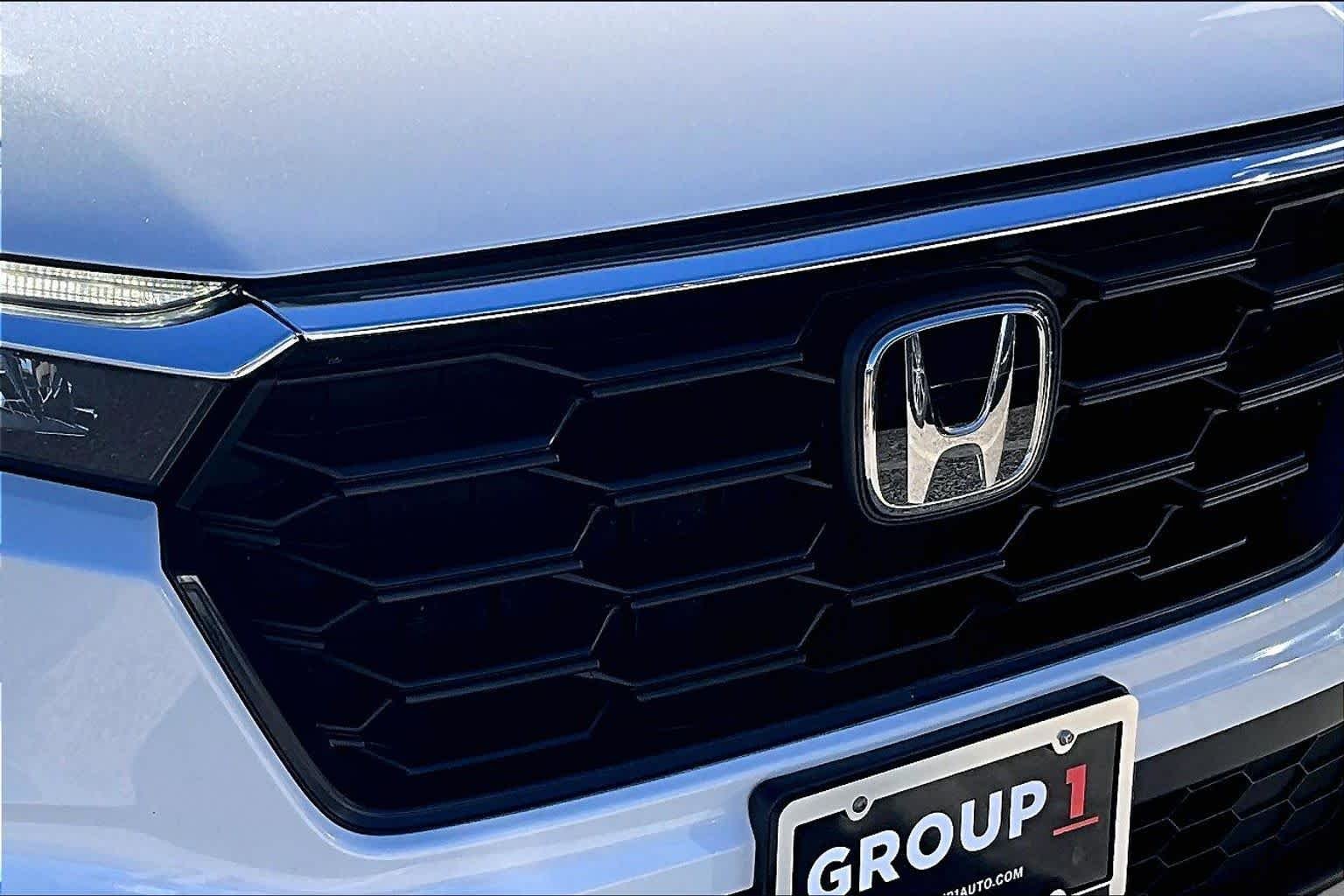 Certified Used 2024 Platinum White Pearl Honda 1.5T AWD LX image 31
