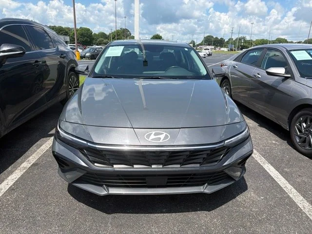 Used 2024 Gray Hyundai Limited image 1