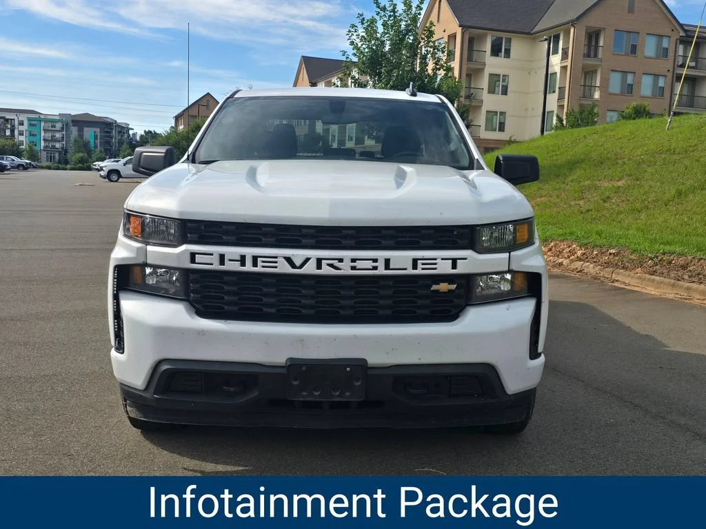 Certified Used 2022 Summit White Chevrolet Custom image 6