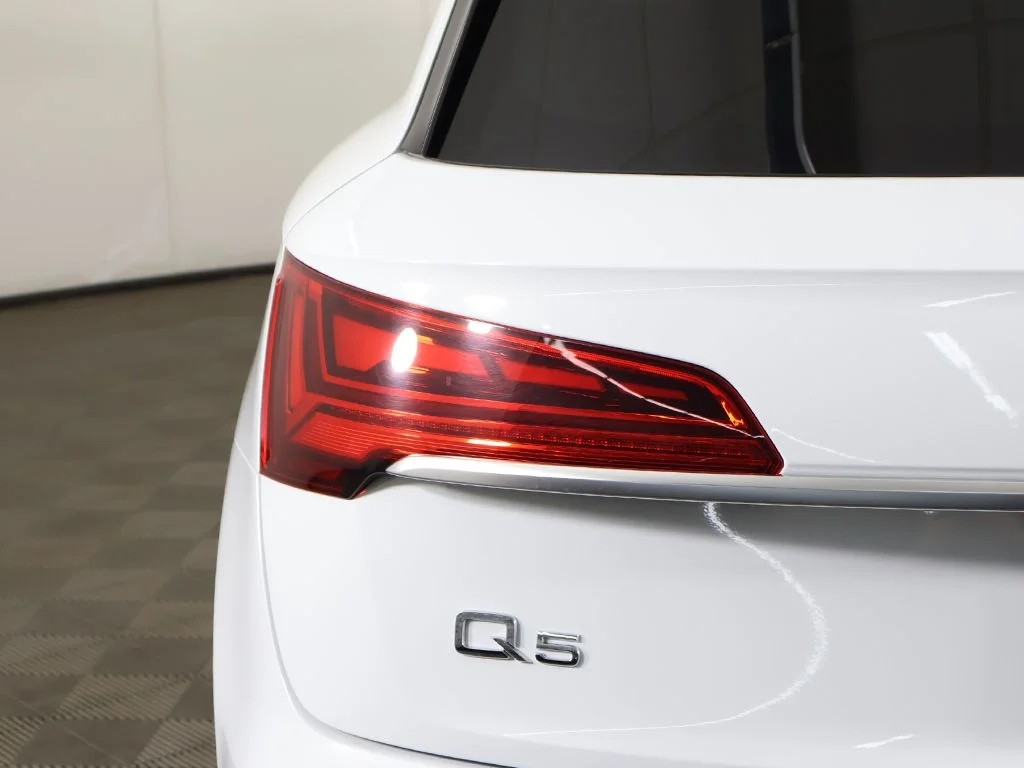 Used 2022 Glacier White Metallic Audi 45 S line Premium image 16
