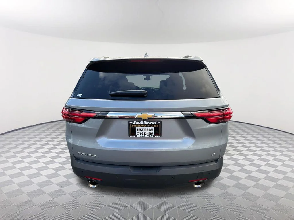 Used 2023 Gray Chevrolet LT image 6