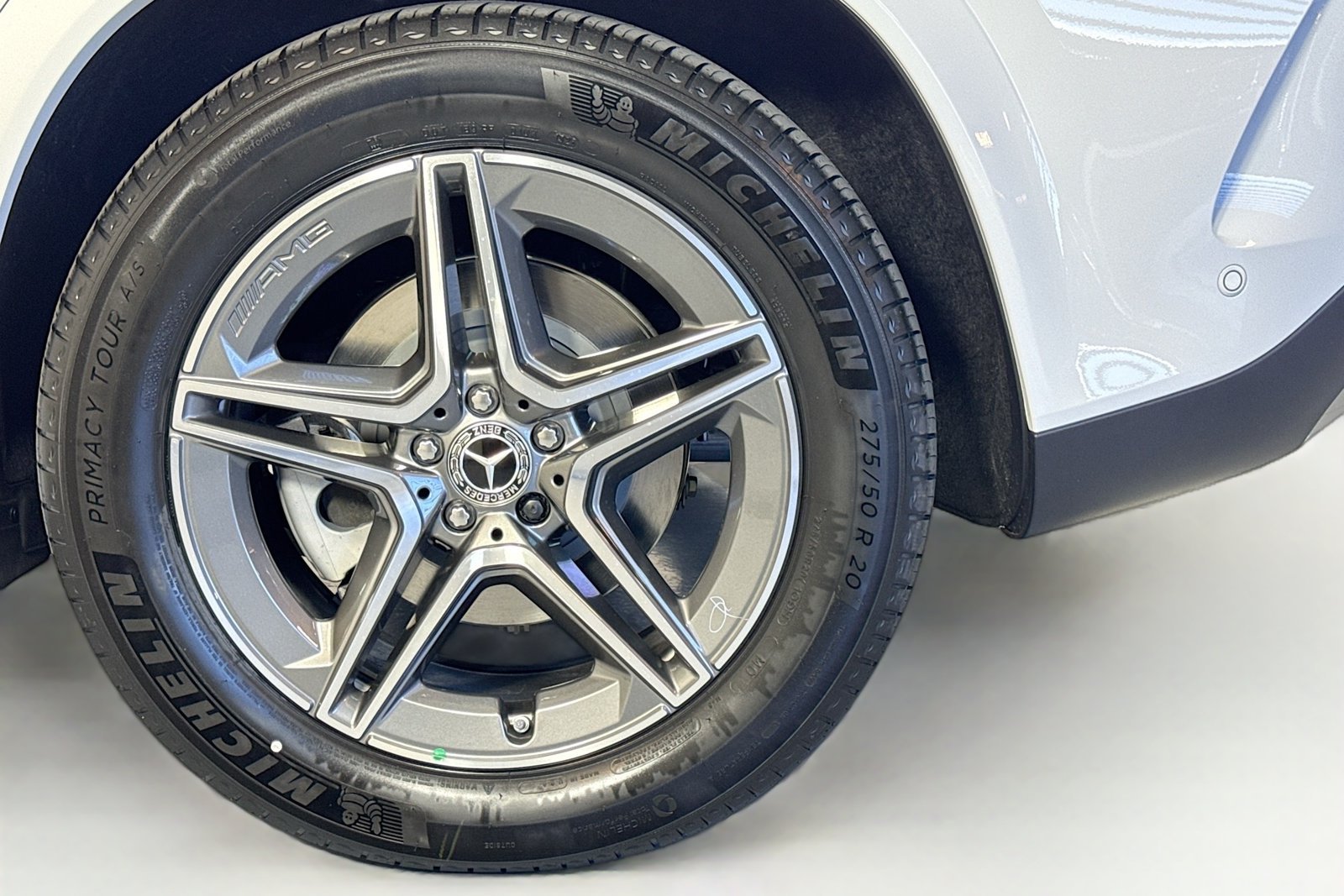 New 2026 Polar White Mercedes-Benz GLE 450 image 29