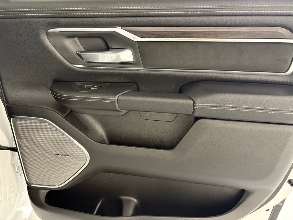 New 2026 Bright White Clear-Coat Exterior Paint RAM Laramie image 37