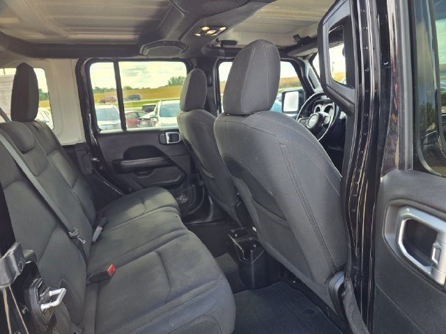 Used 2020 Black Clearcoat Jeep Sahara image 12