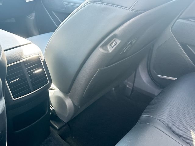 New 2026 Wolf Gray Kia EX image 24