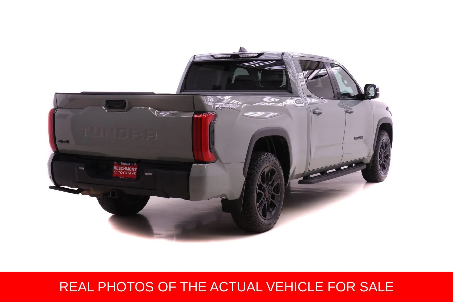 Used 2024  Toyota Limited image 2