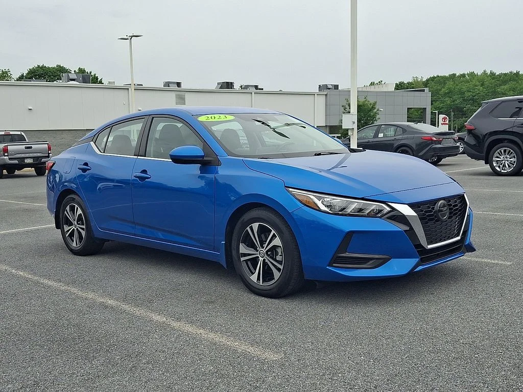 Used 2023 Blue Nissan SV image 5