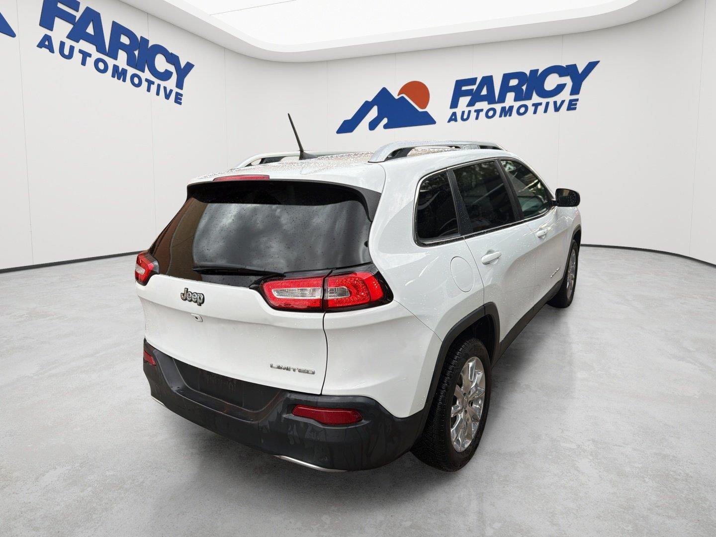 Used 2017 Bright White Clearcoat Jeep Limited image 5