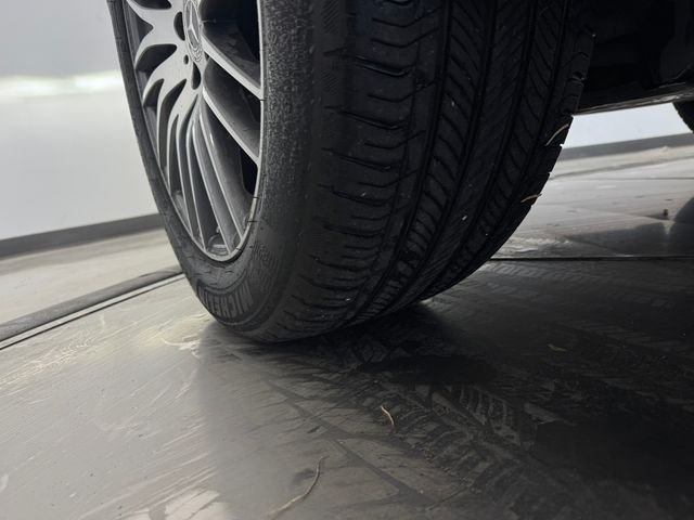 Certified Used 2024 Black Mercedes-Benz GLC 300 image 11