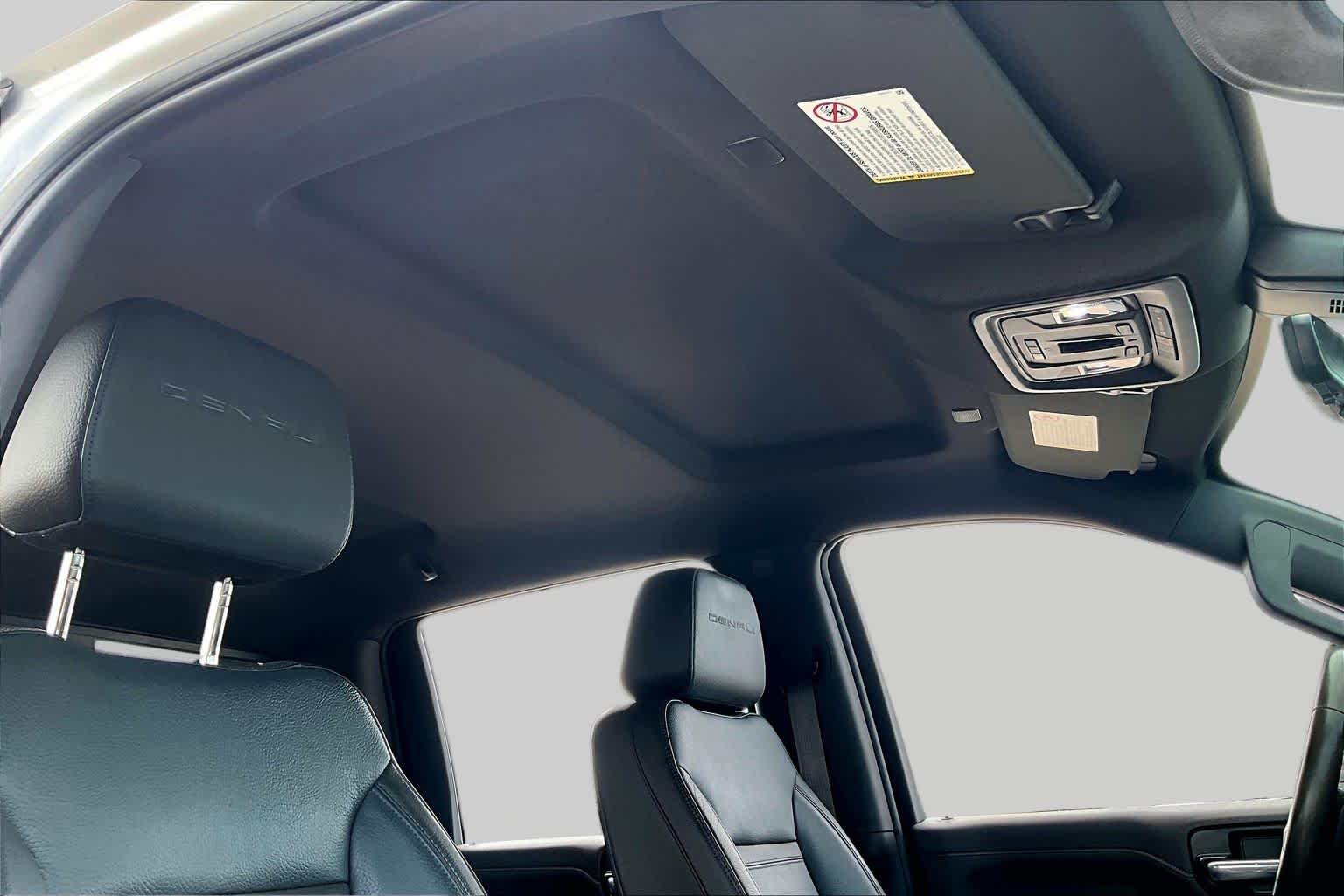 Used 2022 Summit White GMC Denali image 14