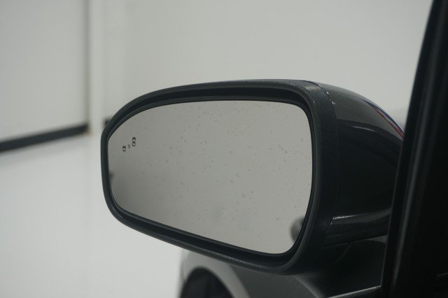 Used 2020 GREY Ford SE image 13