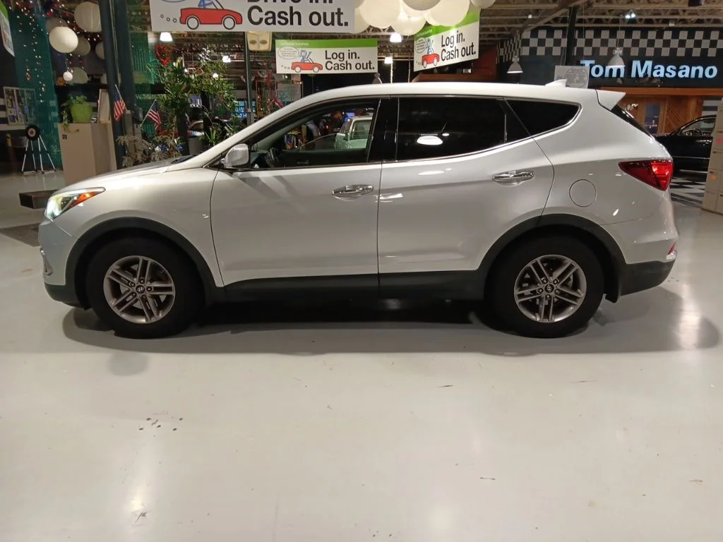 Certified Used 2017 Sparkling Silver Hyundai 2.4 Base image 15