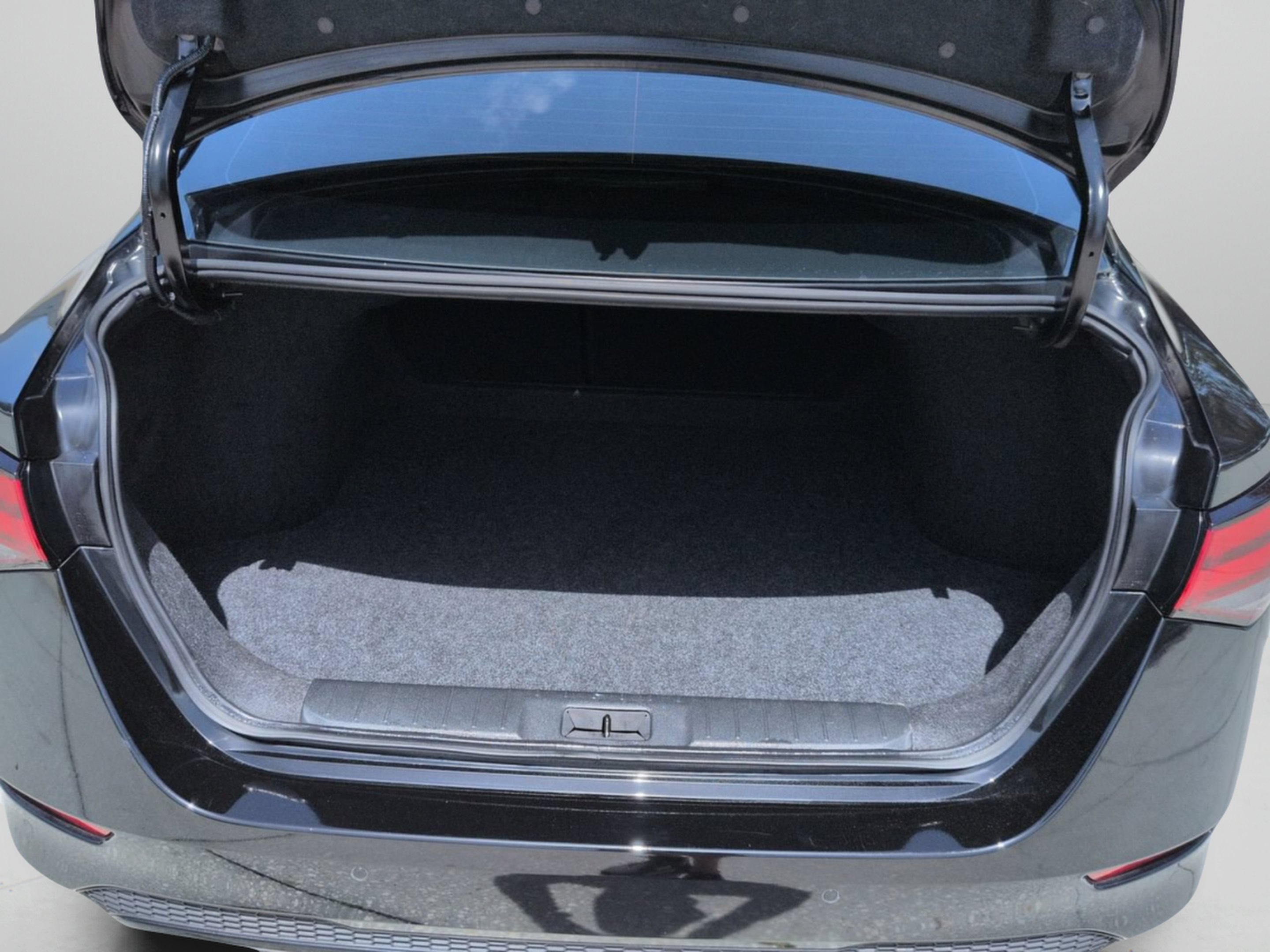 Used 2025 Super Black Nissan S image 17