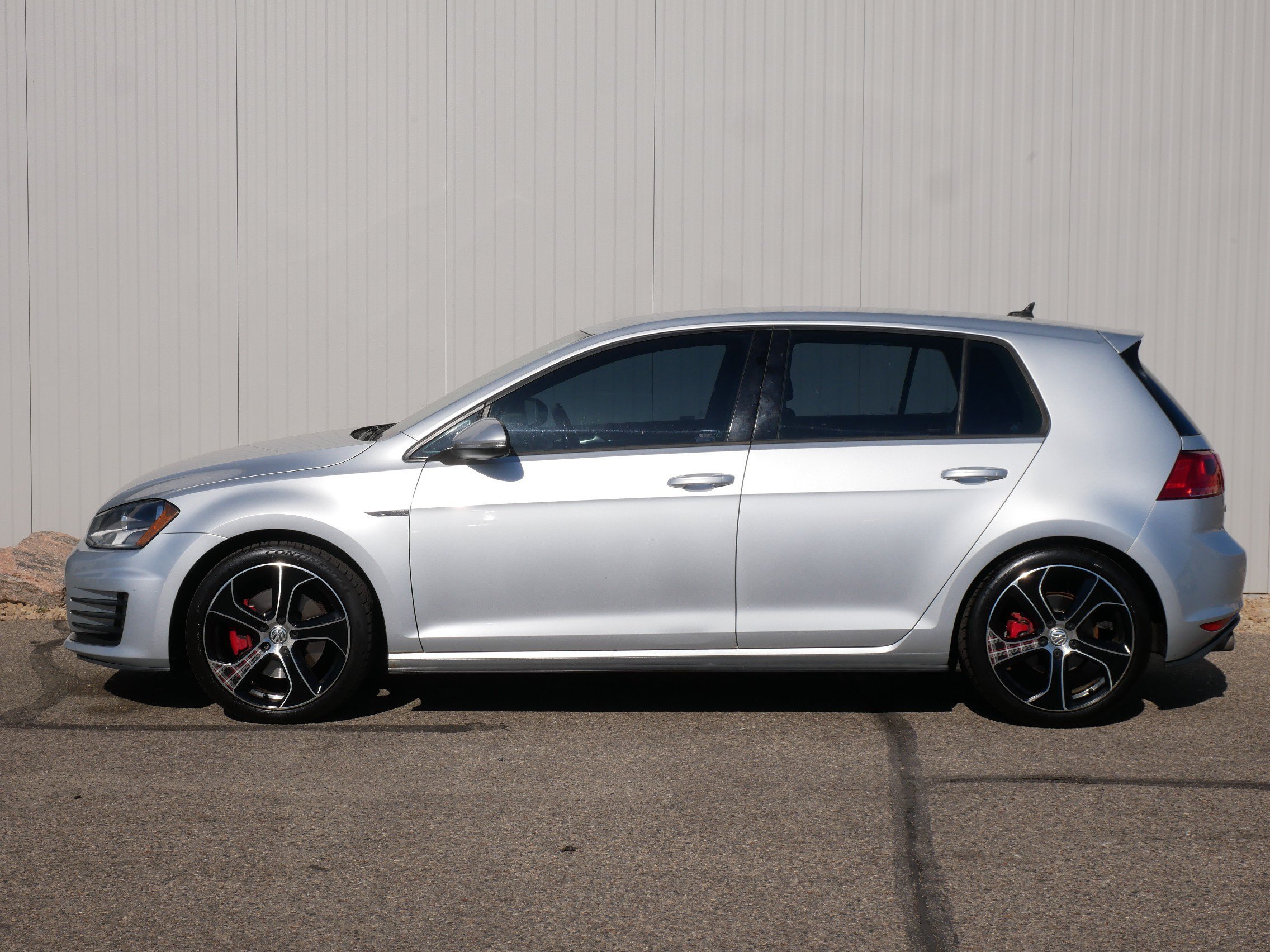 Used 2016 Volkswagen Golf GTI S with VIN 3VW4T7AU5GM061576 for sale in Hastings, Minnesota