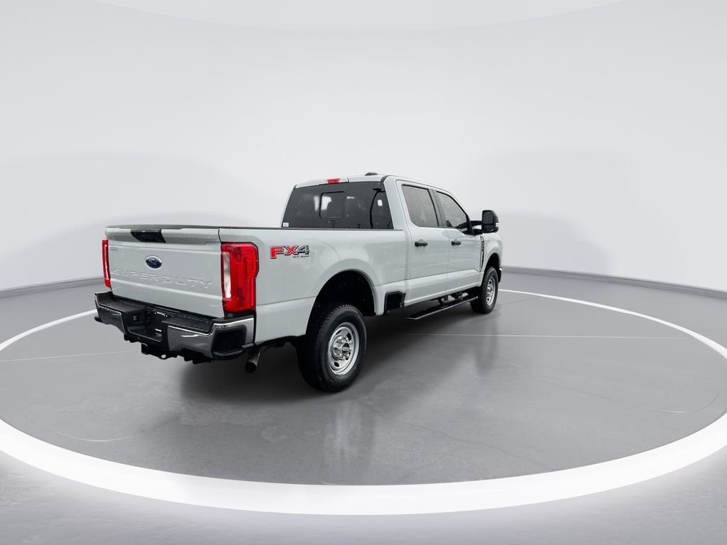 Used 2025 Avalanche Ford XL image 8