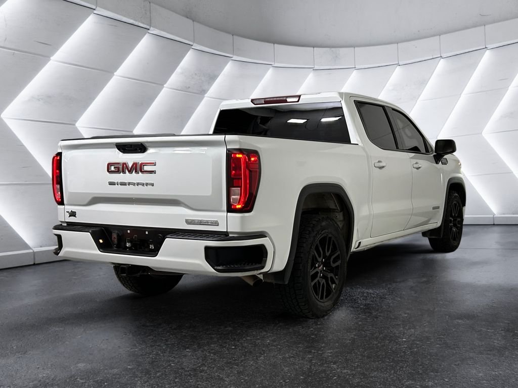 Used 2023 White GMC Elevation image 4