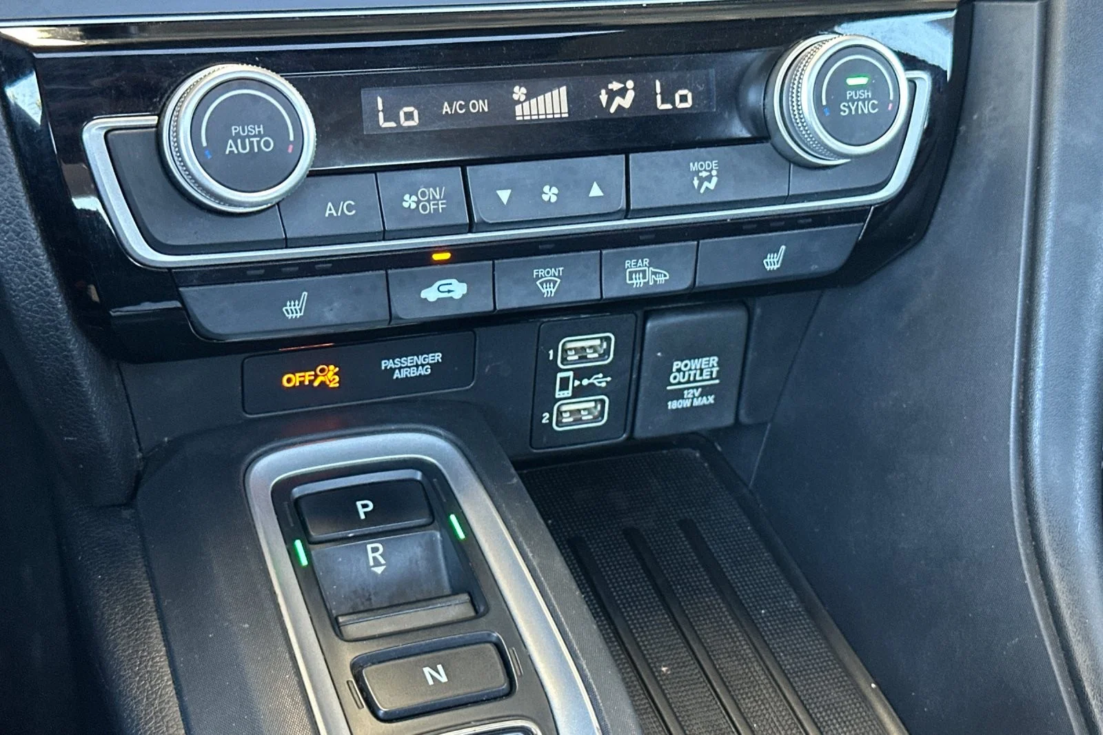 Used 2020 BLACK Honda Touring image 19