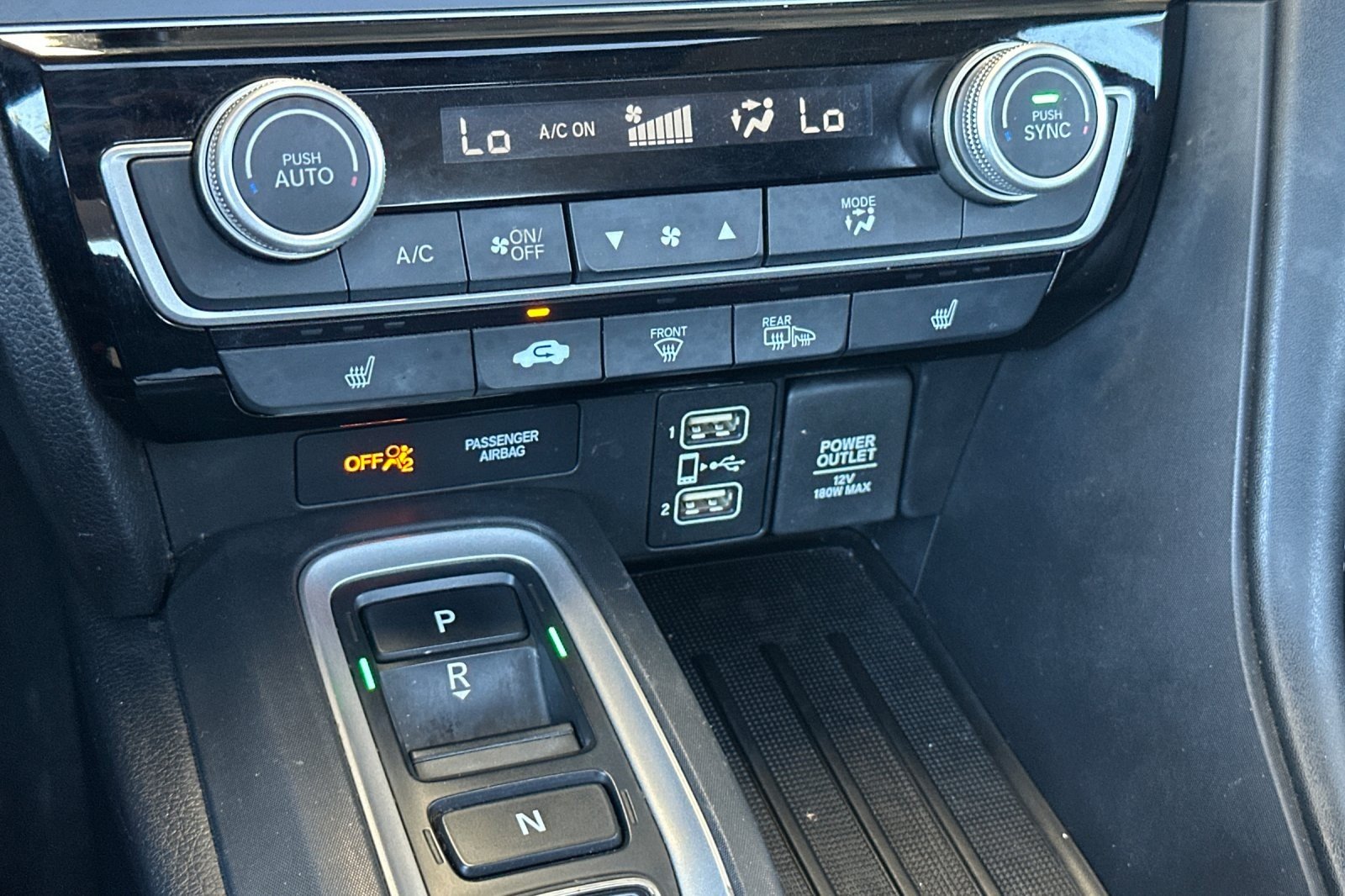 Used 2020 BLACK Honda Touring image 19