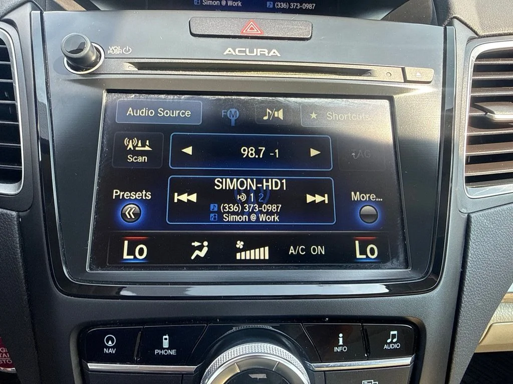 Used 2016  Acura Base image 20