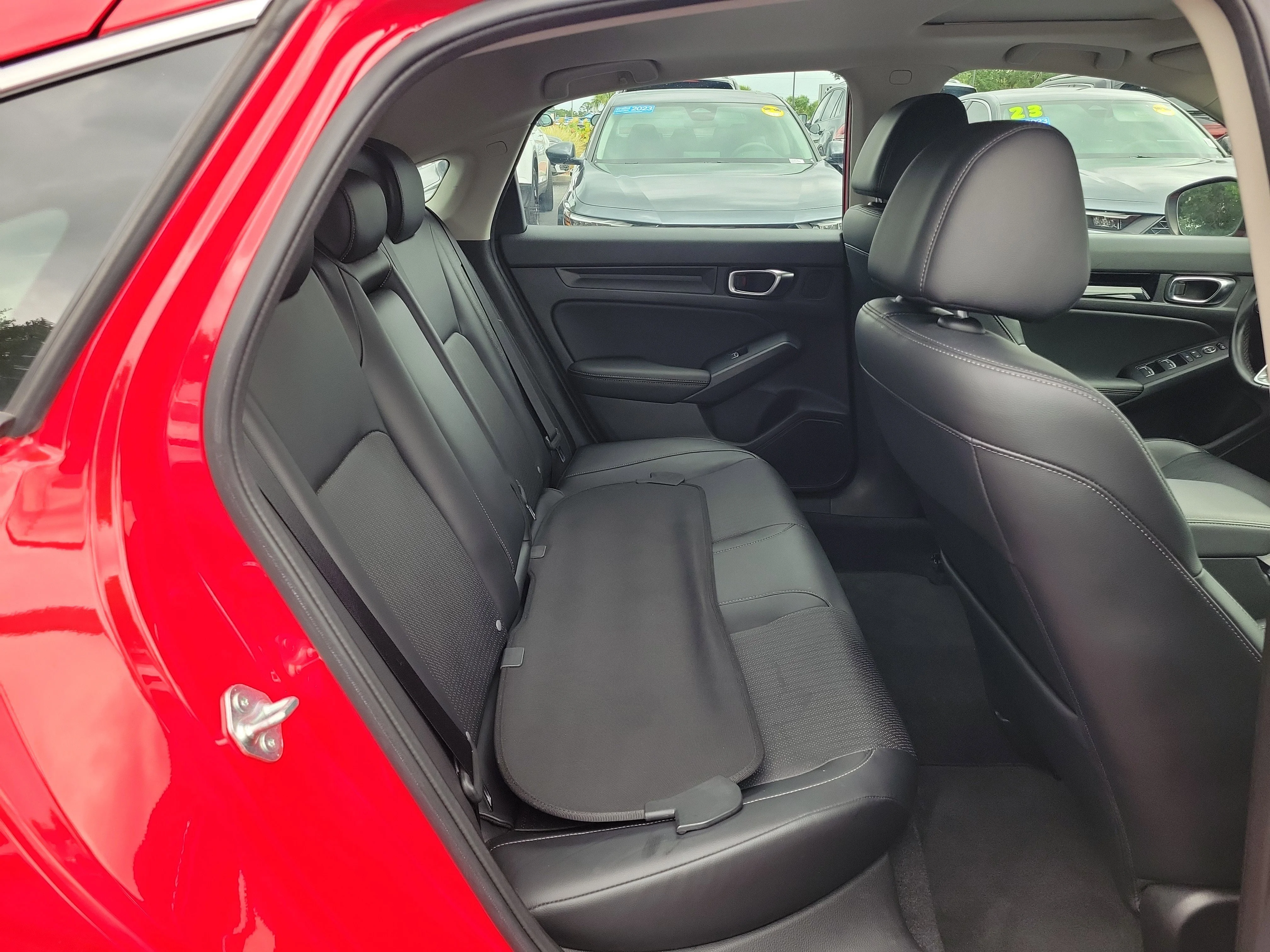 2022 Honda Civic Hatchback EX-L - Photo 42