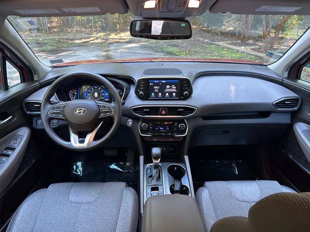 Used 2019 Orange Hyundai SEL Plus image 28