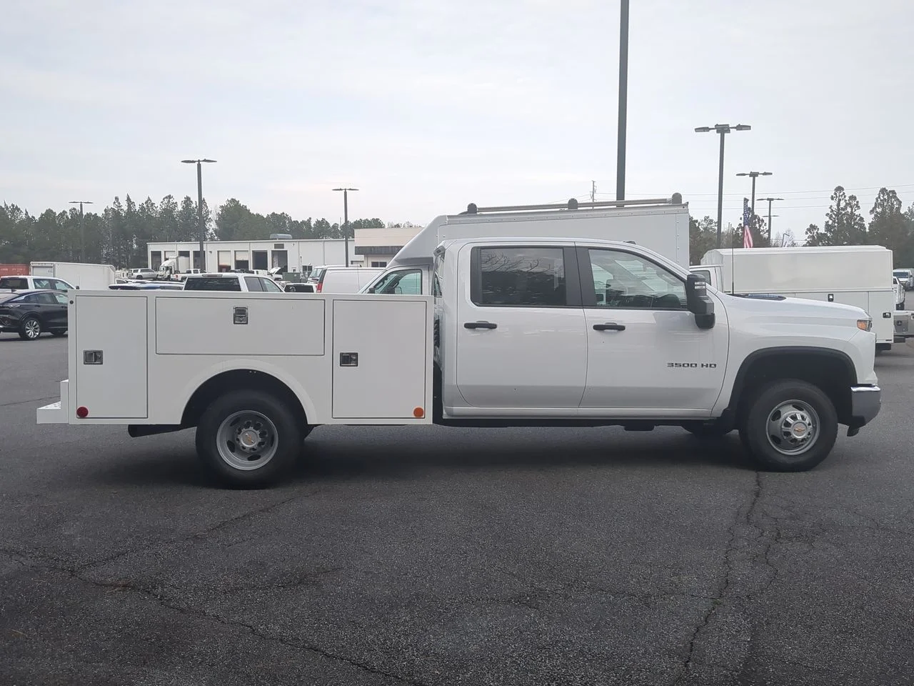 2026 Chevrolet Silverado 3500 HD Work Truck - Photo 38