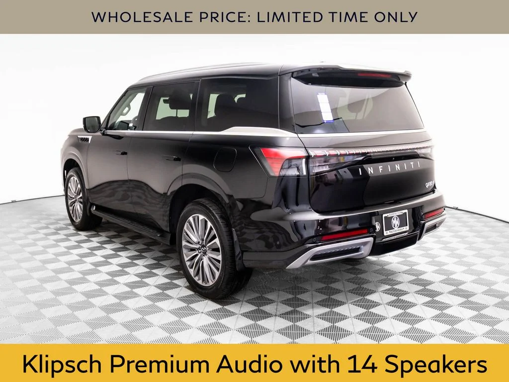 Used 2026 Black INFINITI LUXE image 3