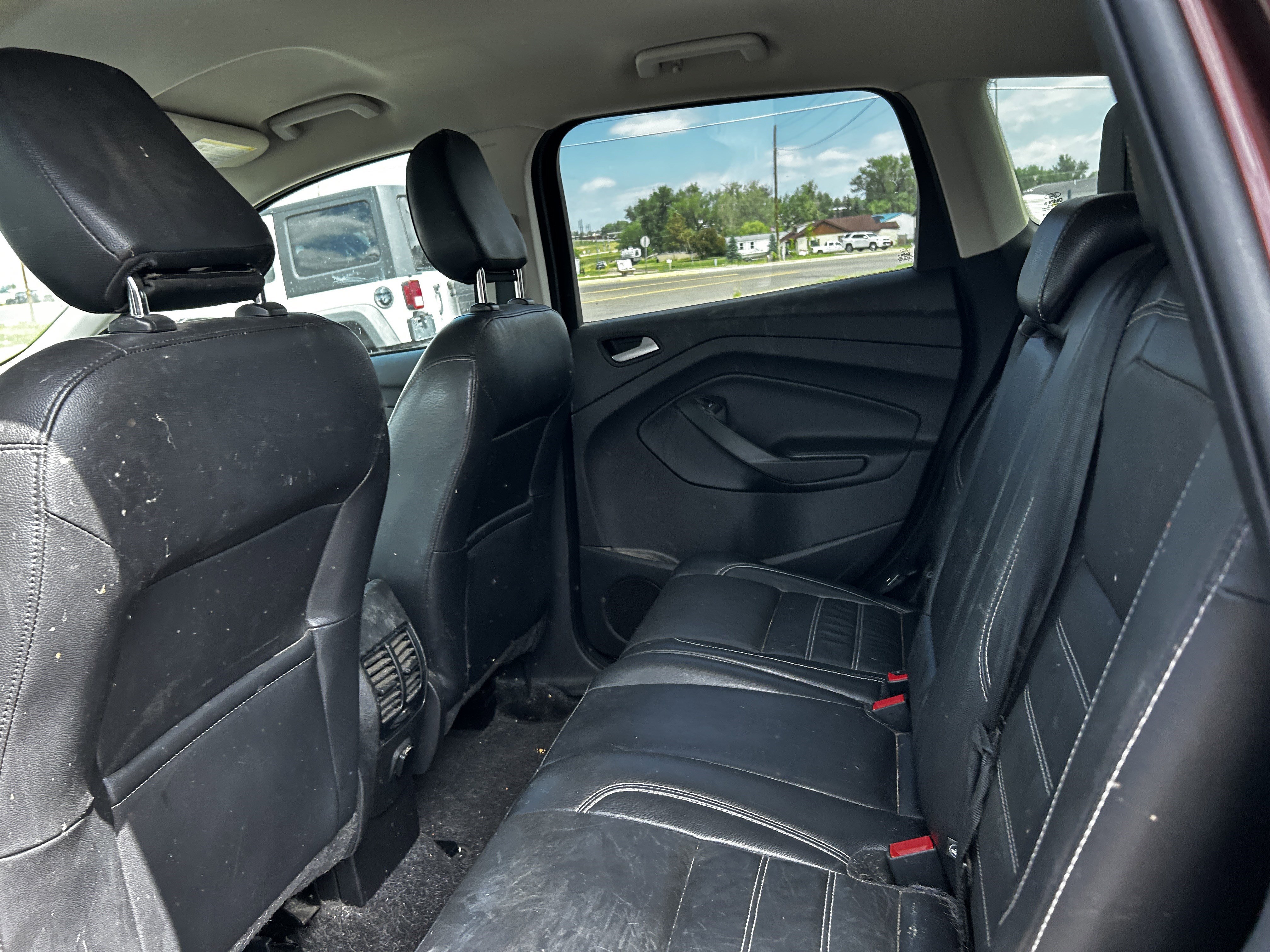 Used 2018 Cinnamon Glaze Ford SEL image 9