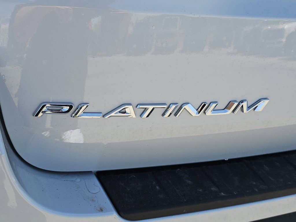 New 2026 Space White Metallic Ford Platinum image 19