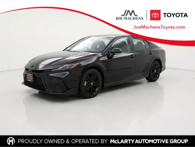 Used 2026  Toyota SE Nightshade image 1