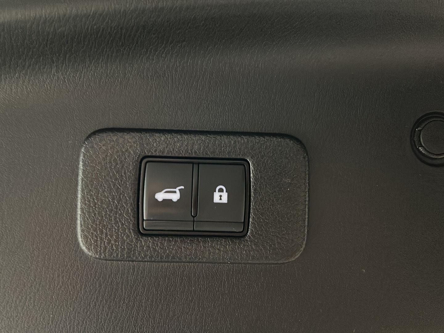 Used 2023 Gun Metallic Nissan SL image 9